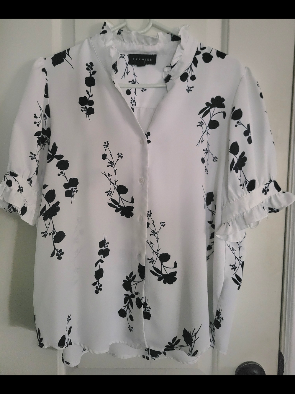White Floral Puff Sleeves Button-Up Blouse